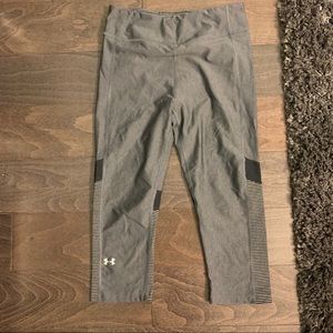 Under Armour Cropped Leggings